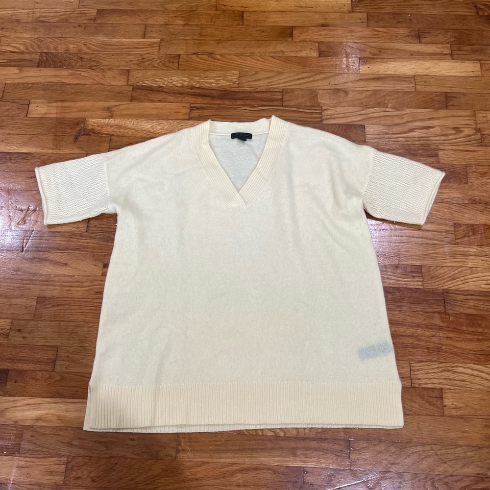 Butter Yellow Saks Fifth Avenue 100% Cashmere SHORT SLEEVE V NECK Sweater